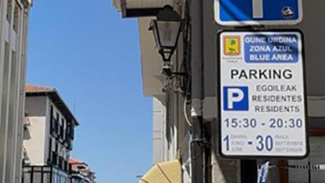 Ya se puede solicitar la tarjeta para la zona azul / Mundakako Udala Ya se puede solicitar la tarjeta para la zona azul