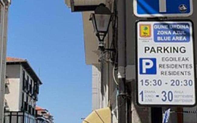 Ya se puede solicitar la tarjeta para la zona azul / Mundakako Udala Ya se puede solicitar la tarjeta para la zona azul