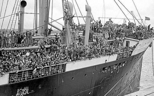 El ‘Habana’ con las niñas y los niños vascos que serían acogidos en Gran Bretaña.