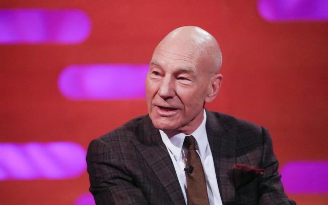 Patrick Stewart ha fallecido a los 86 años.