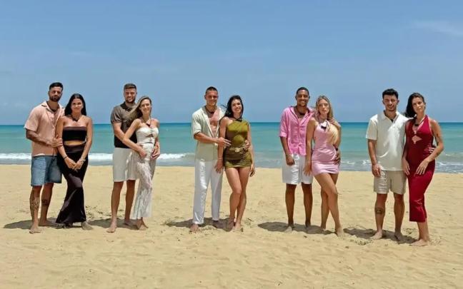 Las cinco parejas concursantes en 'La isla de las tentaciones 9'