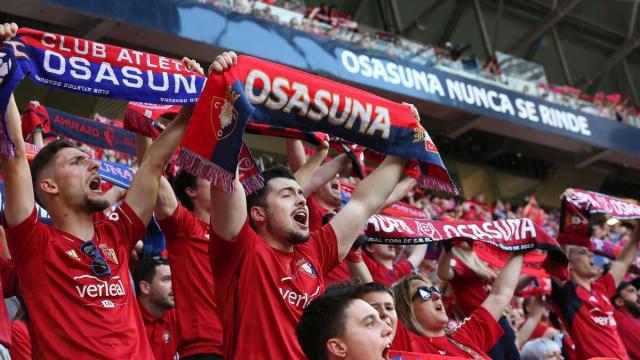 Osasuna ganó su plaza en el campo. Todo apunta a que la perderá en los despachos.