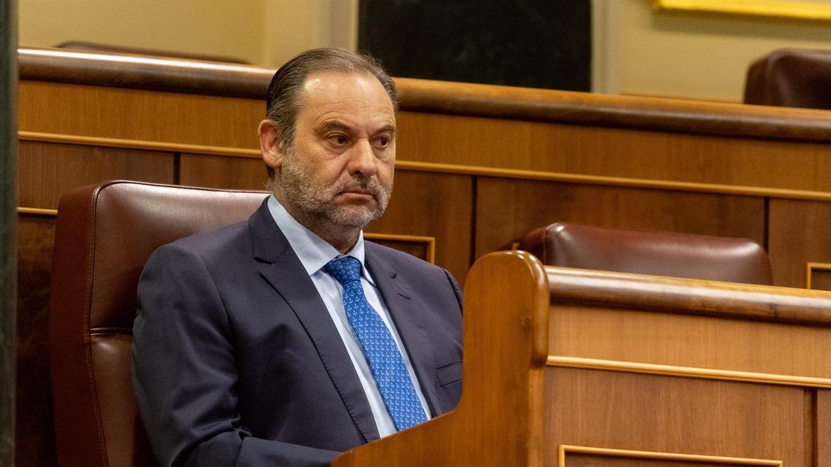 El exministro de Transportes José Luis Ábalos en el Congreso de los Diputados.