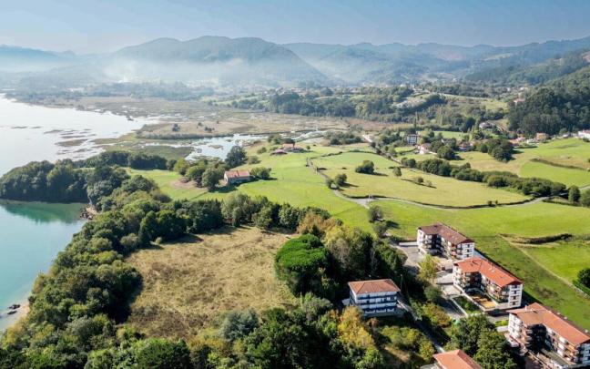 El proyecto de presupuestos mejorará el municipio de Busturia en 2026