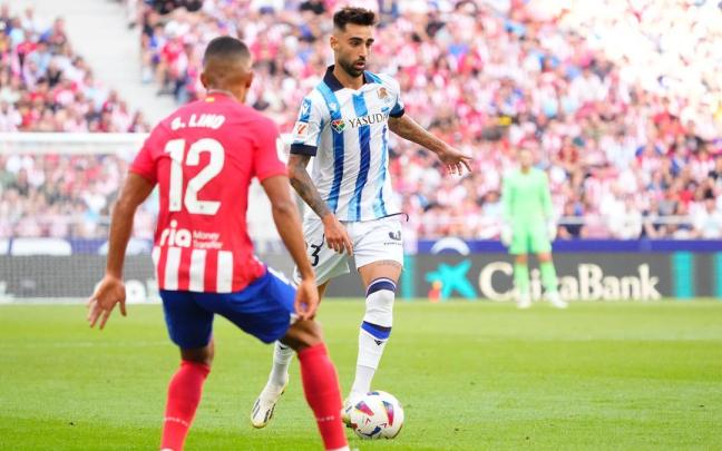 Brais, en un lance del partido contra el Atlético. / N.G.