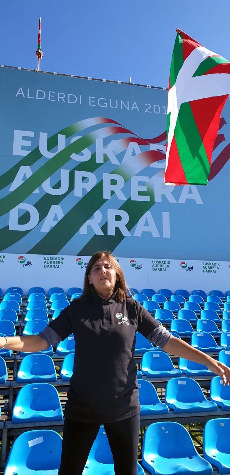 Ruiz de Viñaspre, sobre el escenario en el Alderdi Eguna de 2019.