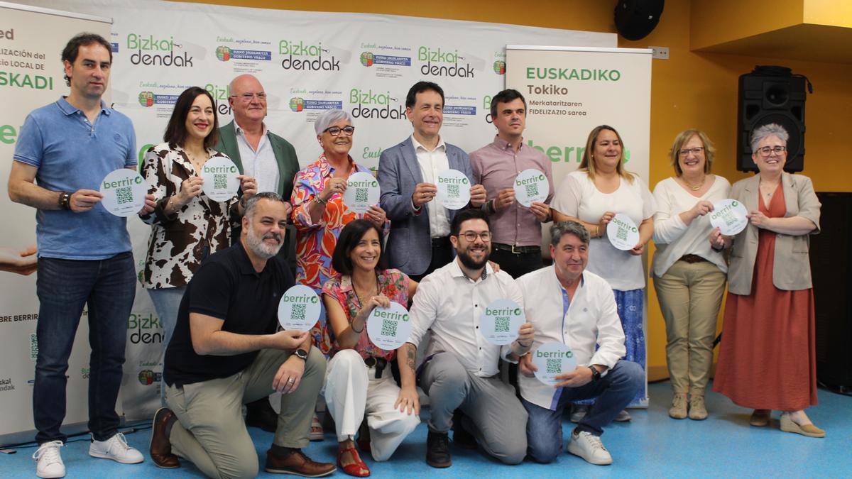 Representantes institucionales y del sector comercial de Arratia-Nervión