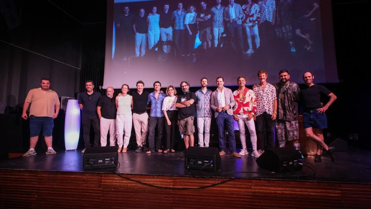 Equipo completo de la película