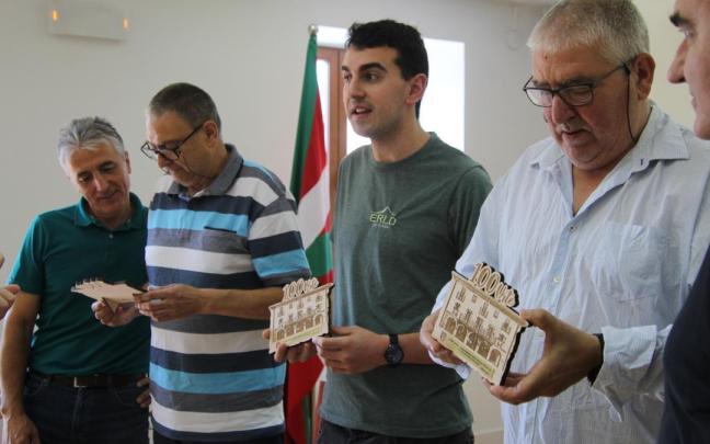 Homenaje al bar Lukasene de Lazkao.