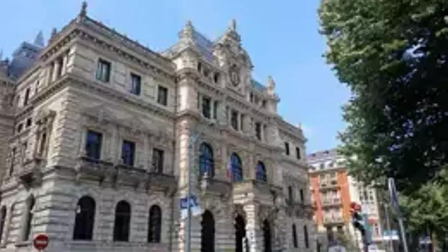 BOSek eta Bilboko Koral Elkarteak Foru Jauregiaren 125. urteurrena ospatzeko kontzertua emango dute urriaren 4an.