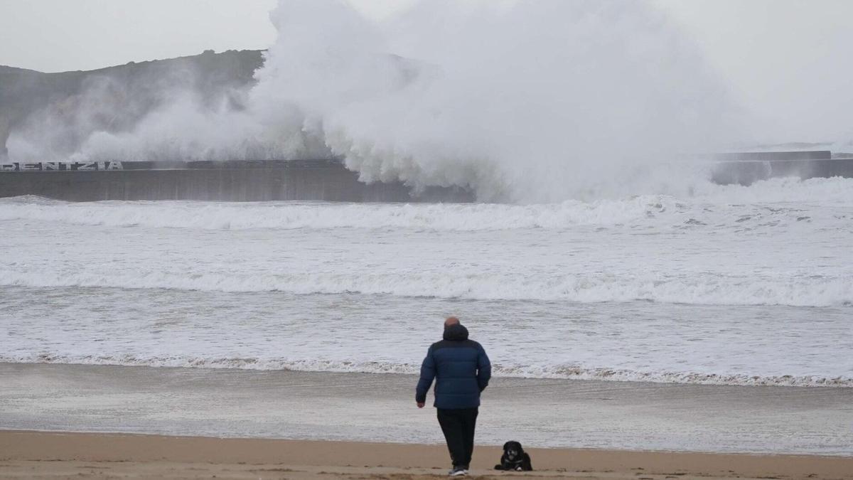 La borrasca 'Herminia' azotó la costa vasca en 2025.