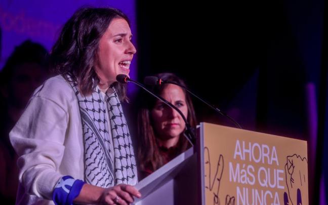 Irene Motero e Ione Belarra durante un acto de Podemos.