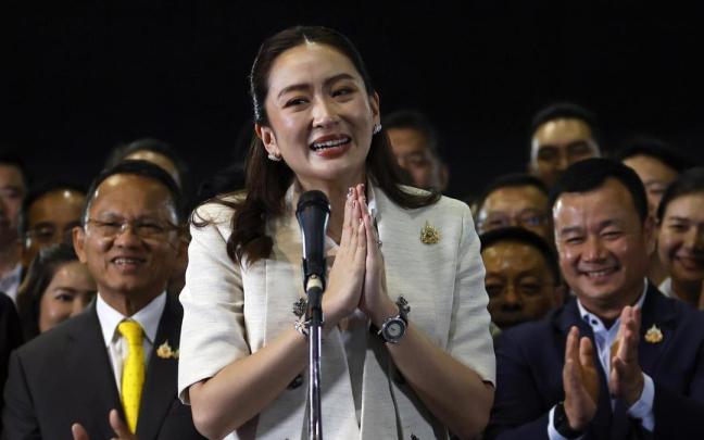 Paetongtarn Shinawatra es hija del ex primer ministro Thaksin Shinawatra.