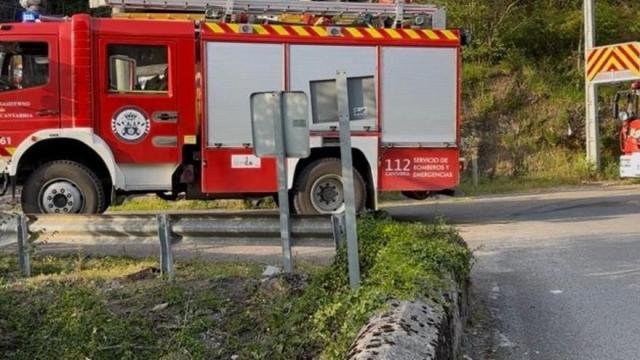 Bomberos trabajando en Cantabria en una imagen de archivo.