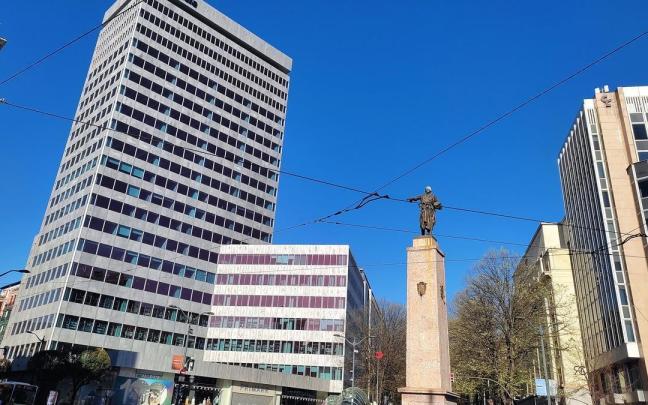 Jornada soleada en Bilbao. Jornada soleada en Bilbao.