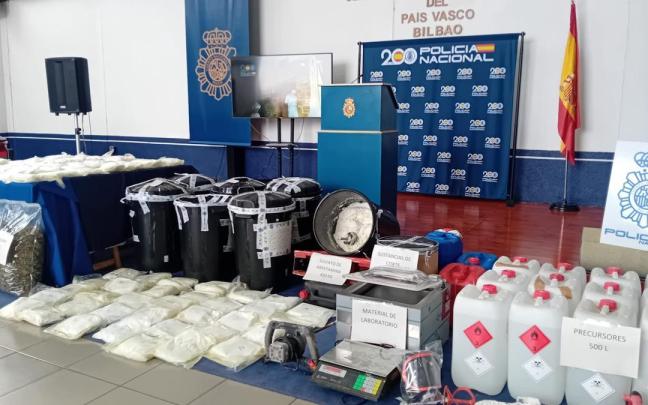 Imagen del alijo de droga incautado por la Policía Nacional en Bizkaia / Susana Martín Imagen del alijo de droga incautado por la Policía Nacional en Bizkaia