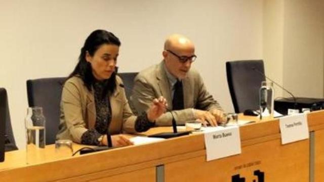 Mara Buesa durante su intervención en el XXI Seminario organizado por la Fundación Fernando Buesa y el Instituto de Historia Social Valentín de Foronda. Mara Buesa durante su intervención en el XXI Seminario organizado por la Fundación Fernando Buesa y el Instituto de Historia Social Valentín de Foronda.