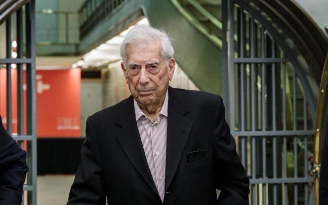 El escritor Mario Vargas Llosa en una foto de archivo. / EP El escritor Mario Vargas Llosa en una foto de archivo.
