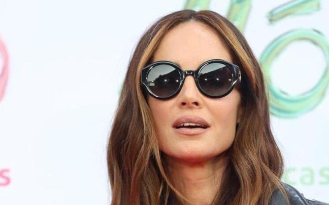 Eugenia Silva posa con gafas redondas, en un evento organizado por la marca MÓ en Madrid.