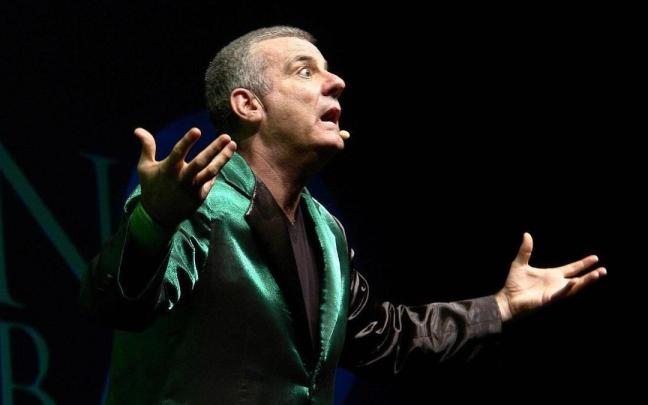 Millán Salcedo promete inundar de risas el teatro Coliseo en su retorno a la villa armera.