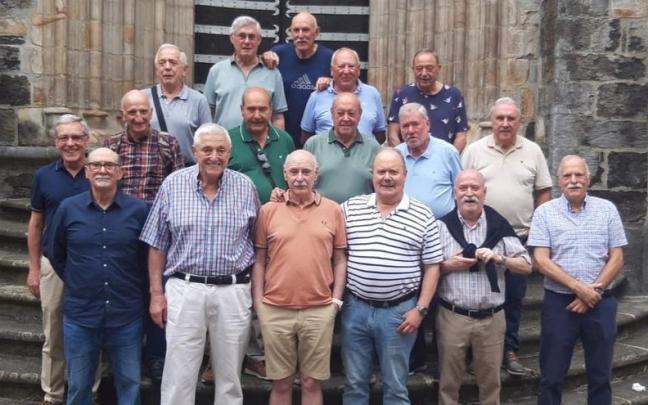 Antiguos alumnos del Colegio San Viator en la jornada de encuentro que celebraron el 14 de junio.