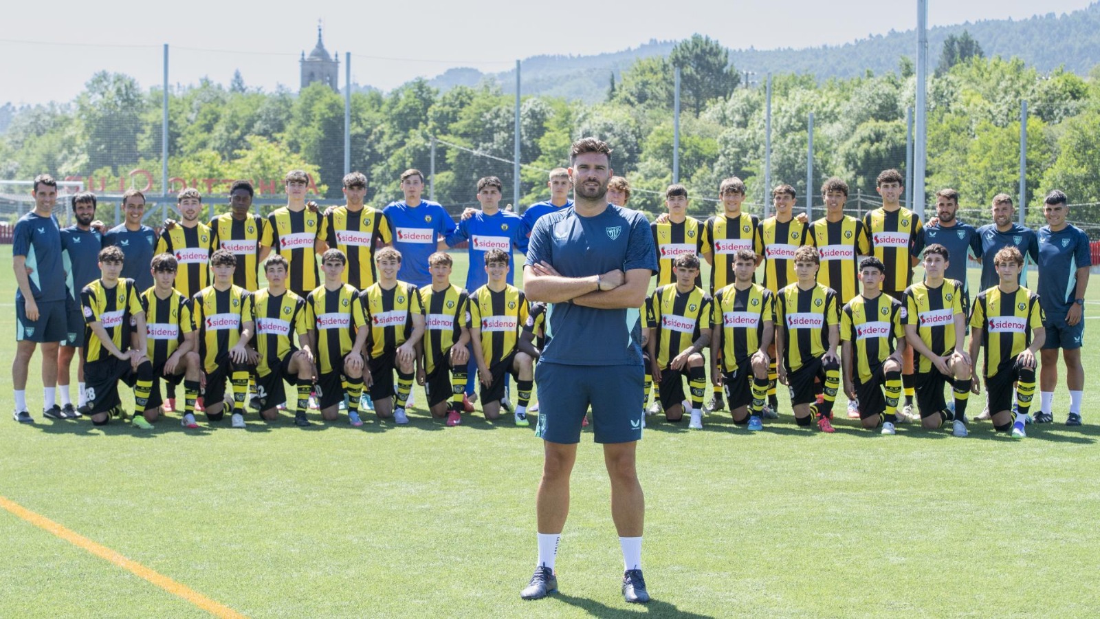 Bittor Llopis encabeza por tercera temporada encadenada el proyecto del Basconia,25/26, ahora en Segunda RFEF. / ATHLETIC CLUB