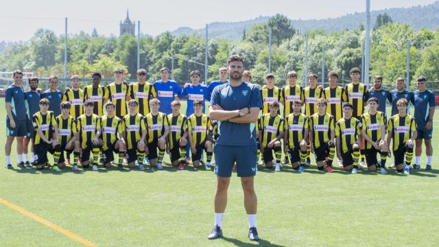Bittor Llopis encabeza por tercera temporada encadenada el proyecto del Basconia,25/26, ahora en Segunda RFEF. / ATHLETIC CLUB