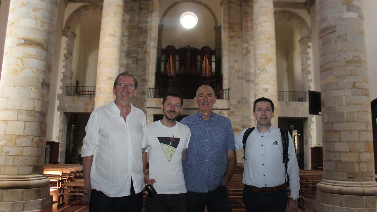 Por la ventana de la fachada oeste (en la imagen) entrará el rayo de sol produciendo el momento mágico.