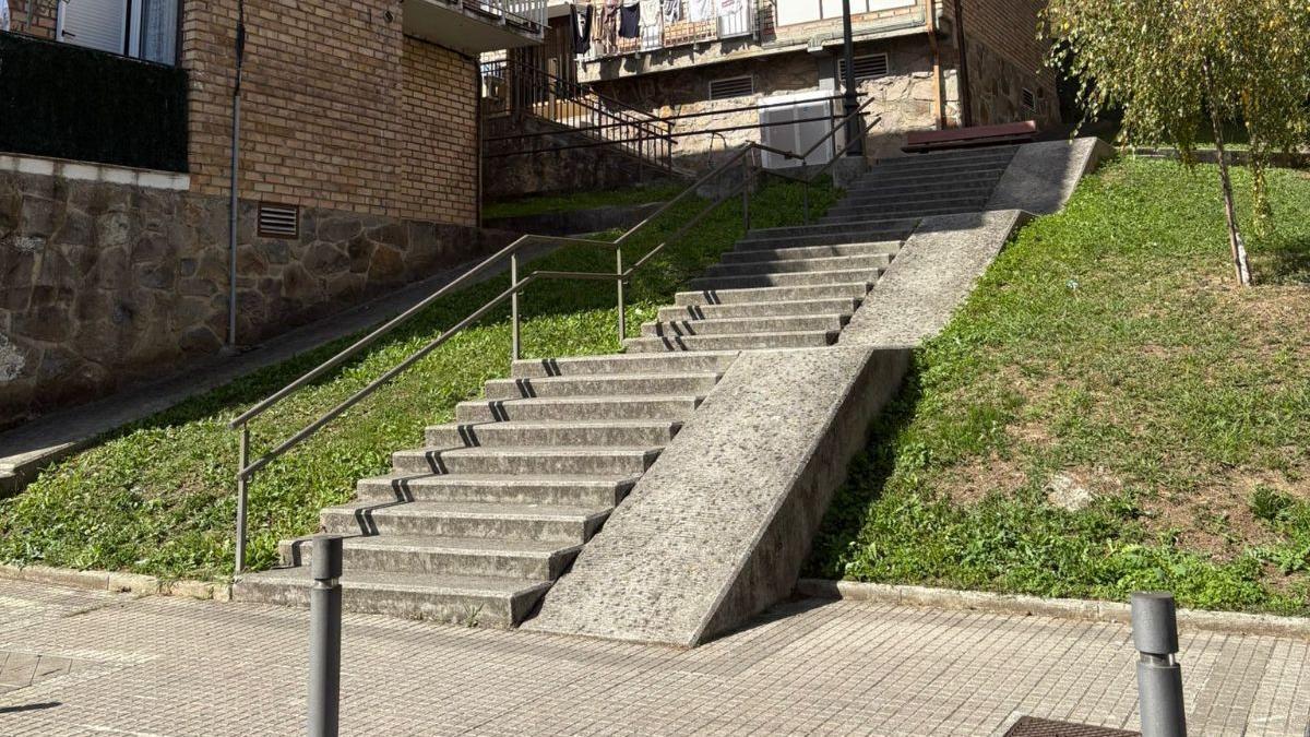 Lugar donde se instalará el ascensor en el barrio San José de Lazkao.