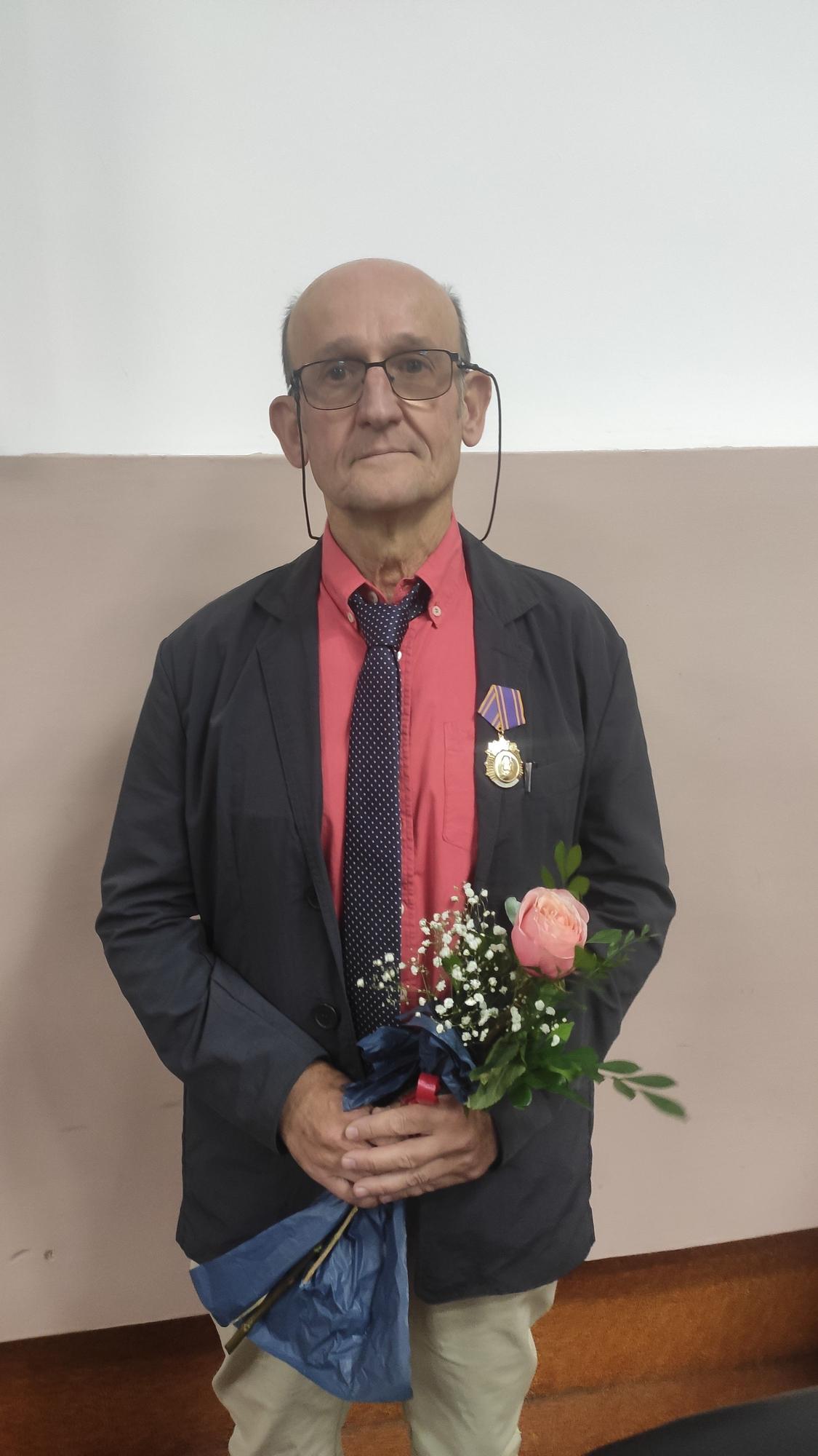 Xabier Artola, con la orden