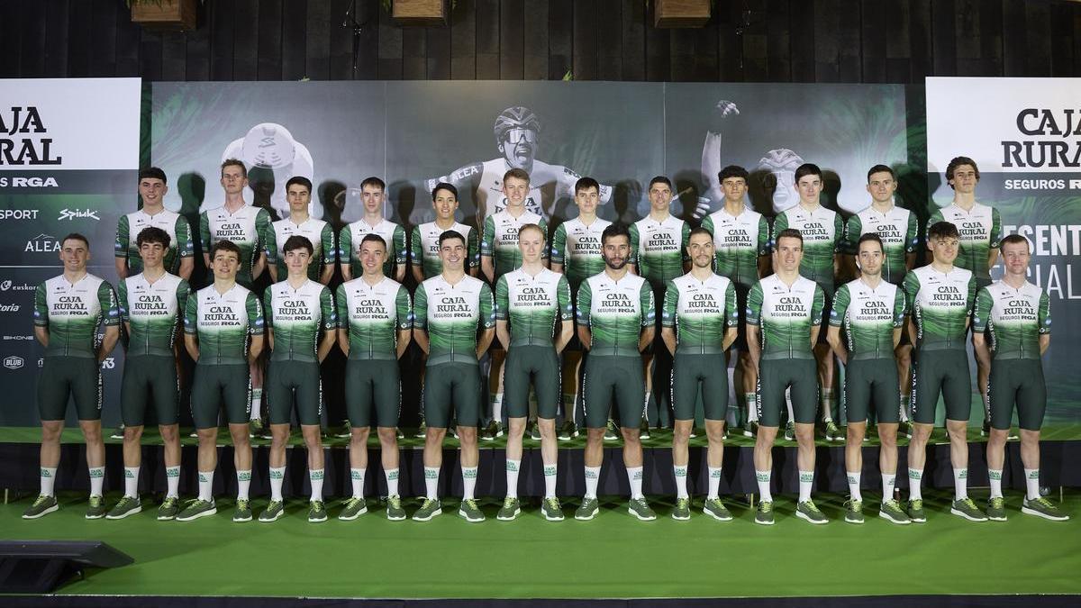 Imagen del plantel del Caja Rural para la campaña entrante.