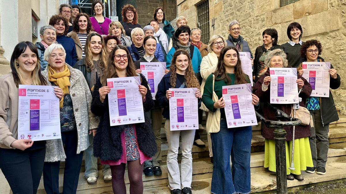 Presentación de los actos del 8M en Bergara.