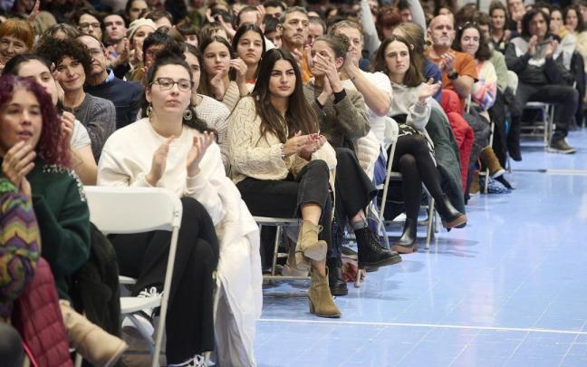 Imagen de un acto con diversos bertsolaris ajena a esta información. / Iñaki Porto Imagen de un acto con diversos bertsolaris ajena a esta información.