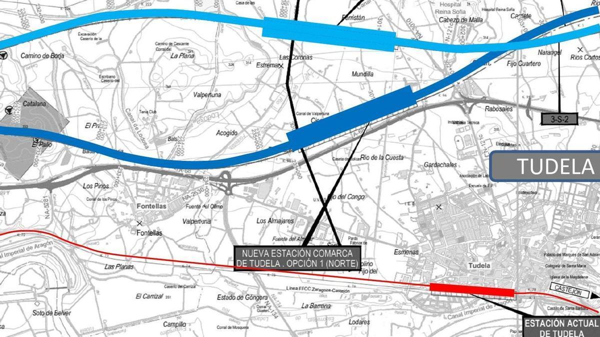 En rojo, actual estación de tren de Tudela, y en azul, las dos alternativas para la nueva infraestructura.