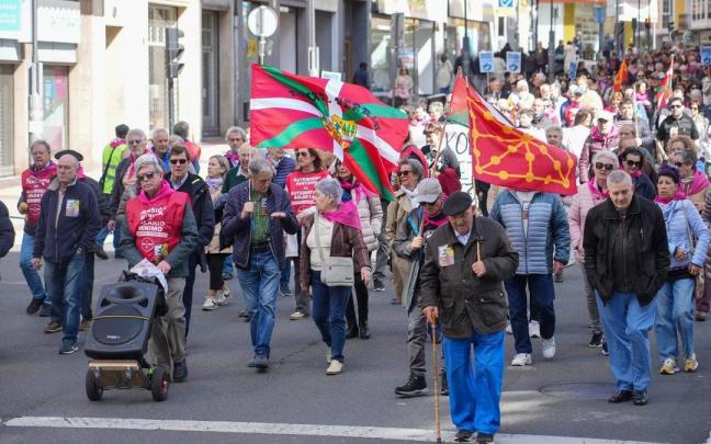 Los pensionistas se manifiestan en Vitoria