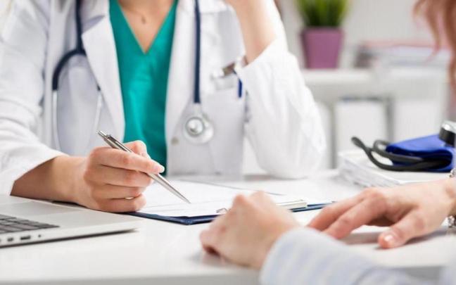 Osakidetza pretende suplir la falta de personal con profesionales llegados de fuera de la Unión Europea.