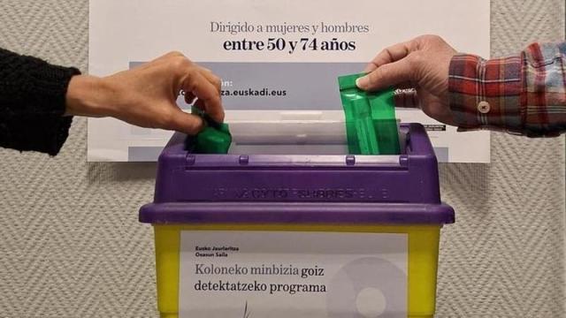 La prestigiosa revista científica internacional publica una investigación que acredita la eficacia del programa de Osakidetza de cribado, con una reducción del 50% en la mortalidad entre la población diana.