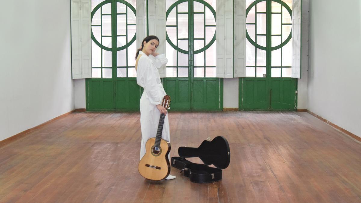 Antía Muíño es una de las voces más destacadas de la ‘nova’ canción galega.	[Fotografía: Cedida]