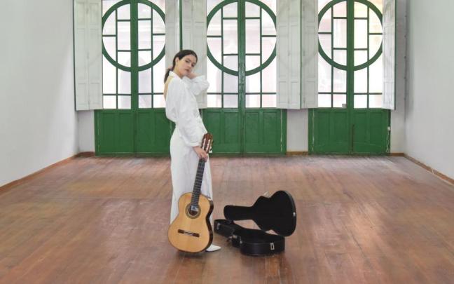 Antía Muíño es una de las voces más destacadas de la ‘nova’ canción galega.	[Fotografía: Cedida]