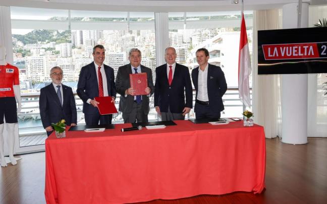 Acto celebrado en Yacht Club de Mónaco para anunciar que la salida de La Vuelta 2026 será en el Principado. / @lavuelta Acto celebrado en Yacht Club de Mónaco para anunciar que la salida de La Vuelta 2026 será en el Principado.