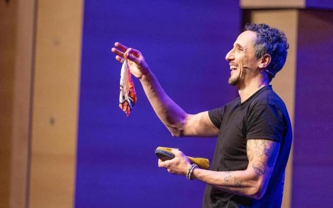 Héctor Mancha presentará en Azpeitia su nuevo espectáculo de magia en la gala del sábado.