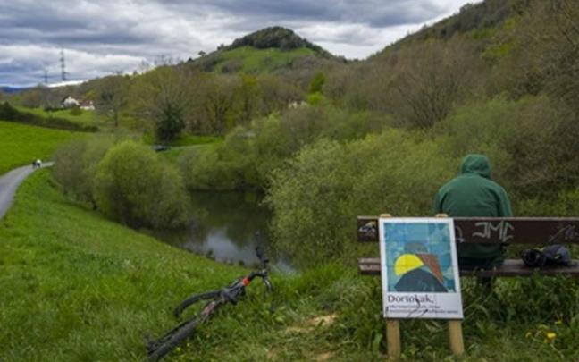 Hernaniko txoko batean dagoen mikrokontakizun bat