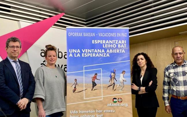 Udan 40 ume saharar hartzeko deia egin diete Arabako familiei.