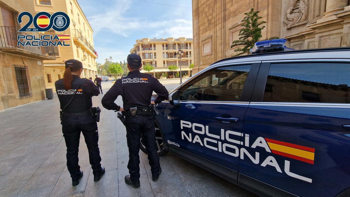 Agentes de la Policía Nacional de Elche