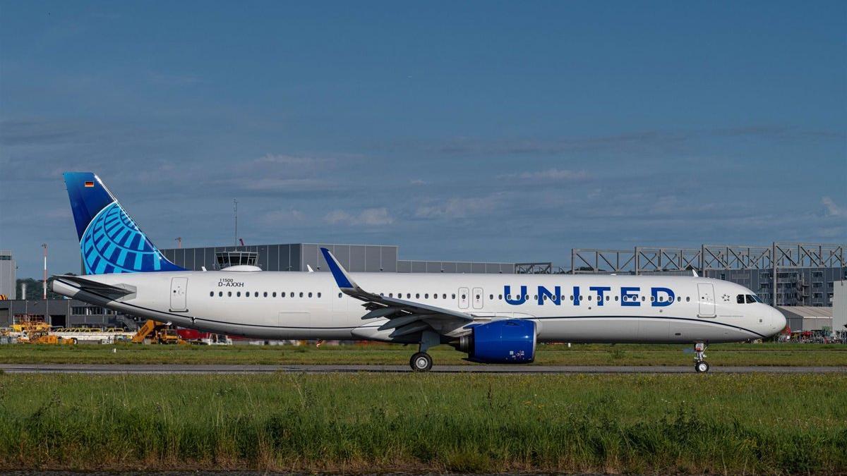 Imagen de un avión de united Airlines