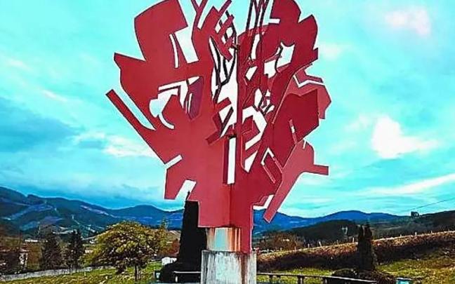 El símbolo Monumento al Pastor, obra de Basterretxea.
