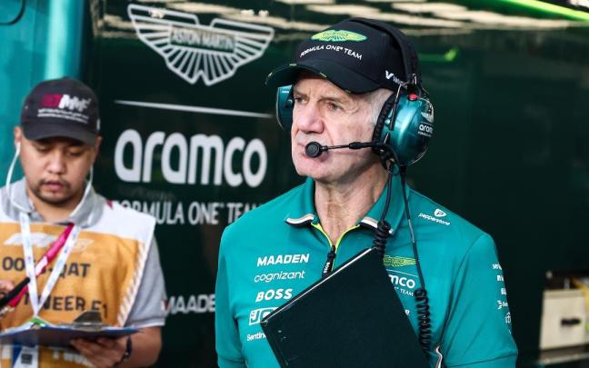 Adrian Newey, durante un gran premio de la pasada temporada.