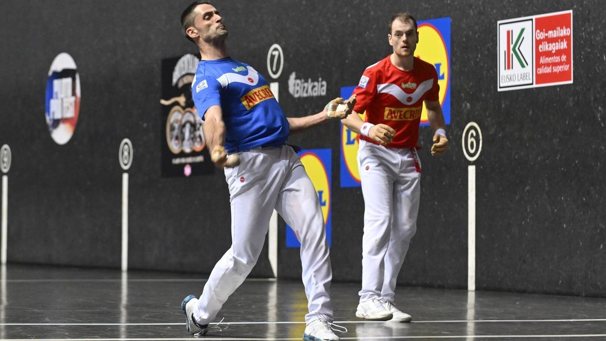 Peña II-Albisu ganan a Laso-Iztueta en el frontón Bizkaia de Bilbao en la décima jornada del Campeonato de Parejas.