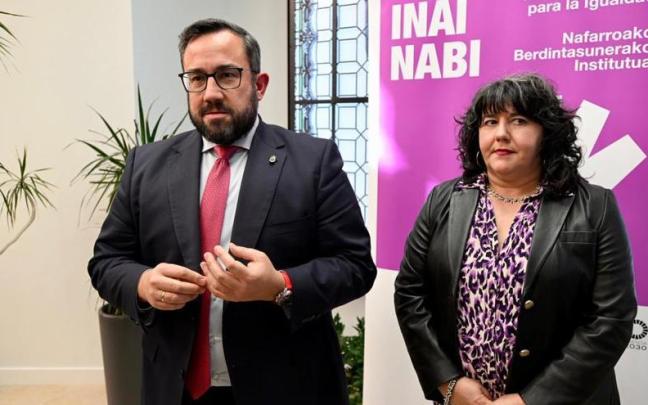 Javier Remírez y Eva Istúriz, antes de la reunión.