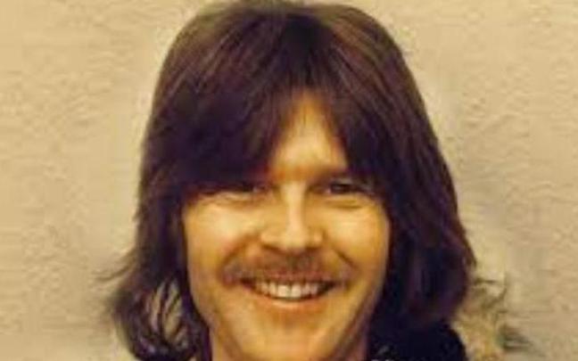 Meisner abandonó The Eagles en 1977 para continuar con su carrera en solitario. Meisner abandonó The Eagles en 1977 para continuar con su carrera en solitario.